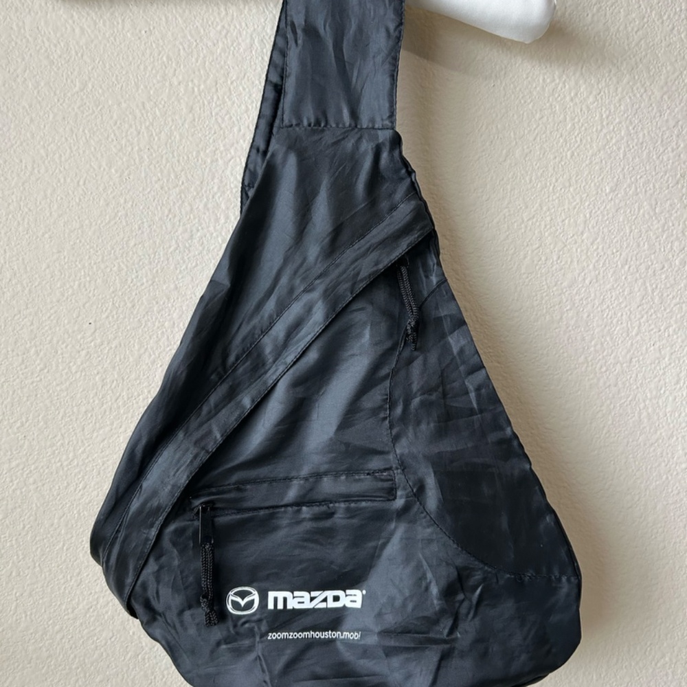 Crossbody Bag Backpack Over The Shoulder Sack Mazda Logo Black White Zipper - Picture 9 of 9